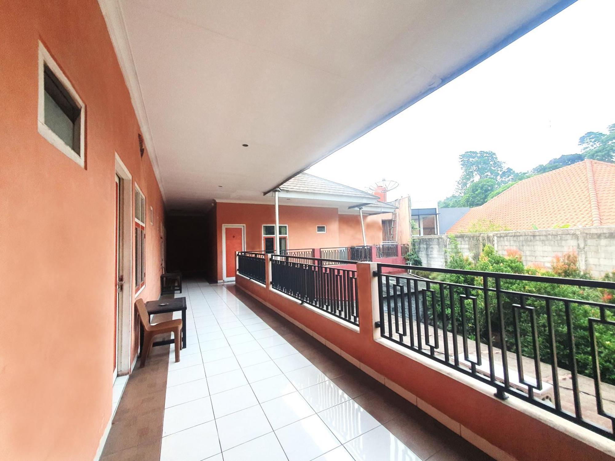 Hotel Ruang Tidur At Dpalma Bogor Exterior foto